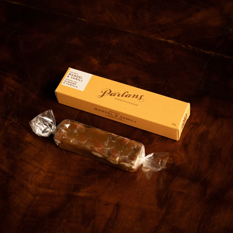caramel bar ALMOND & VANILLA
