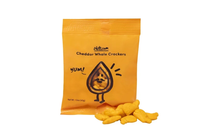 Cheddar Whale Crackers - Single Serve
