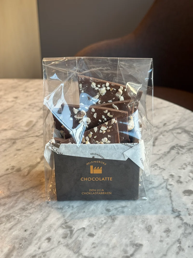 Mælkechokoladebar med hasselnød