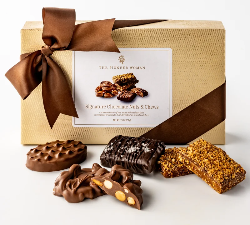 7.5oz 5pc The Pioneer Woman® Double Chocolate Assorted Nuts & Chews