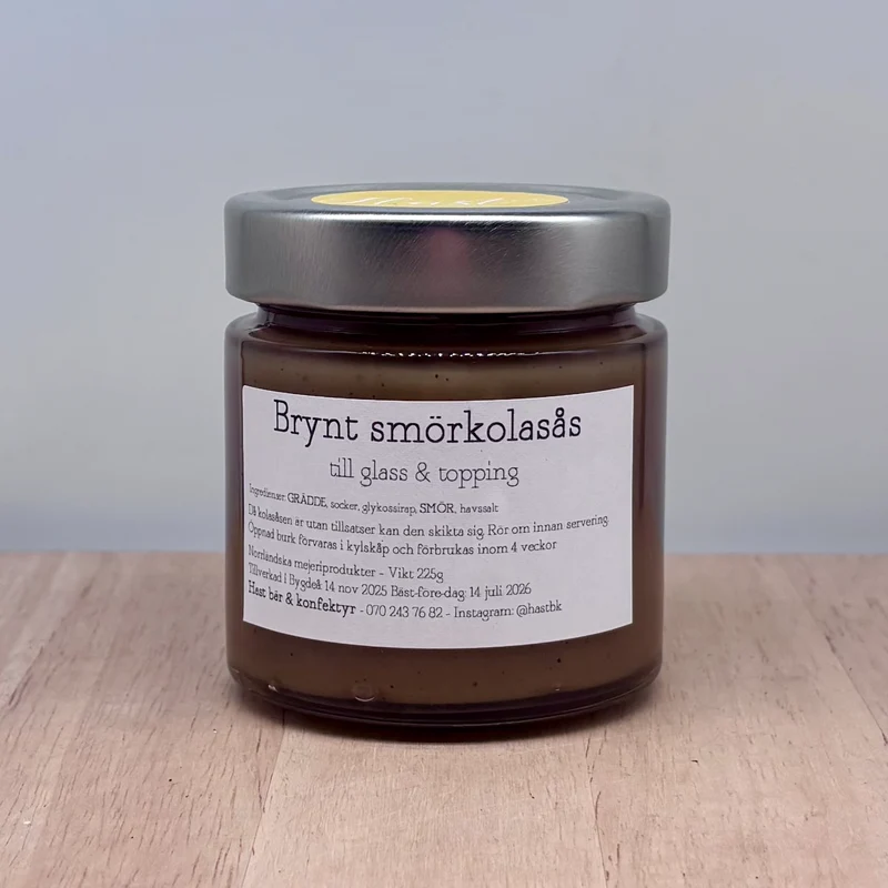 Brynt smörkolasås