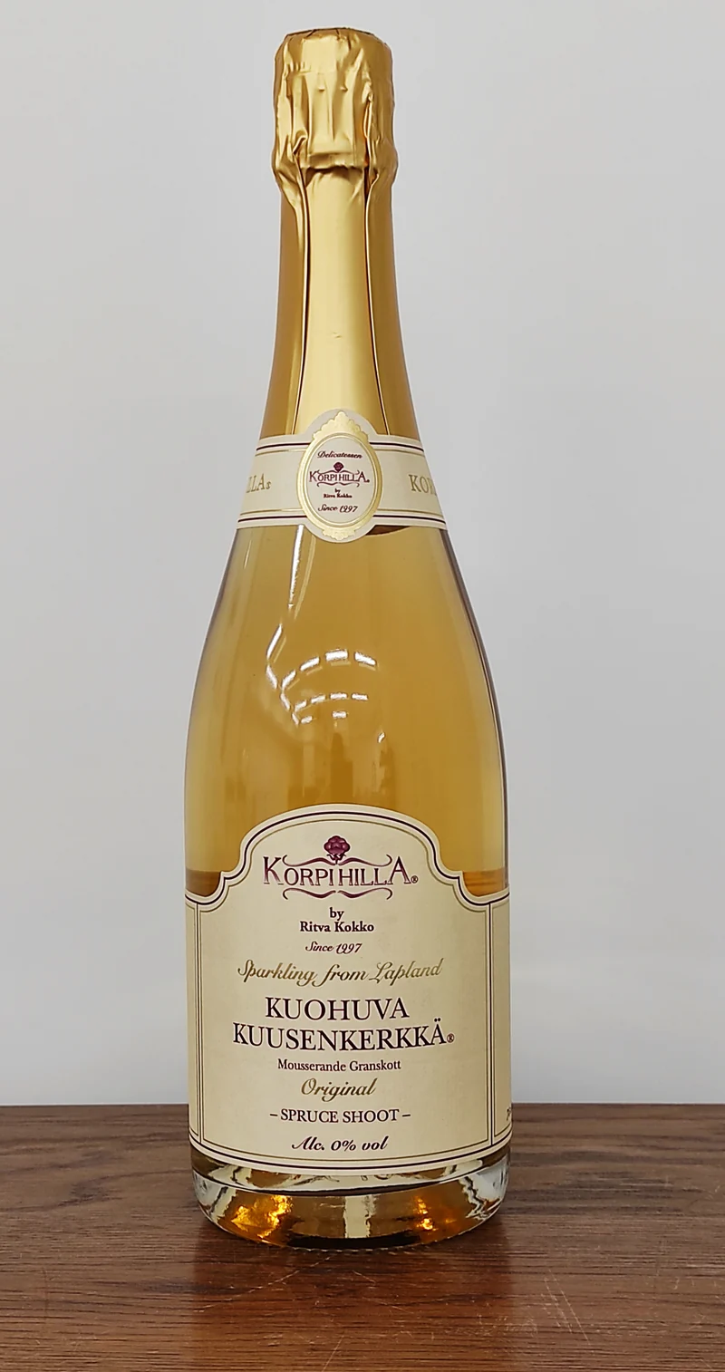 Mousserande dryck med granskott, 750 ml