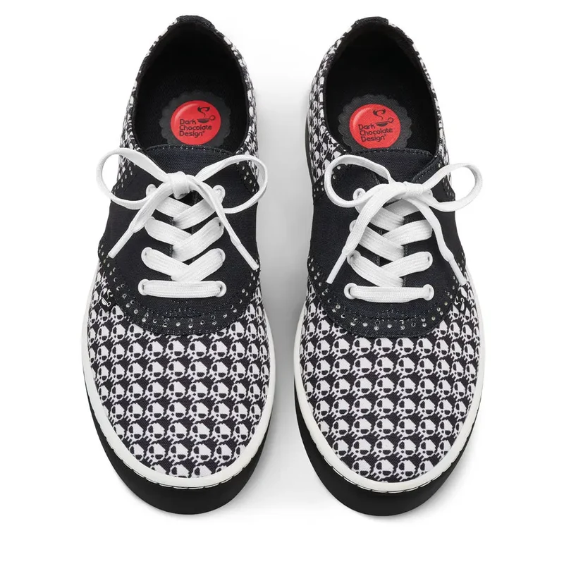 Bone & Chic Women's Casual Sneakers